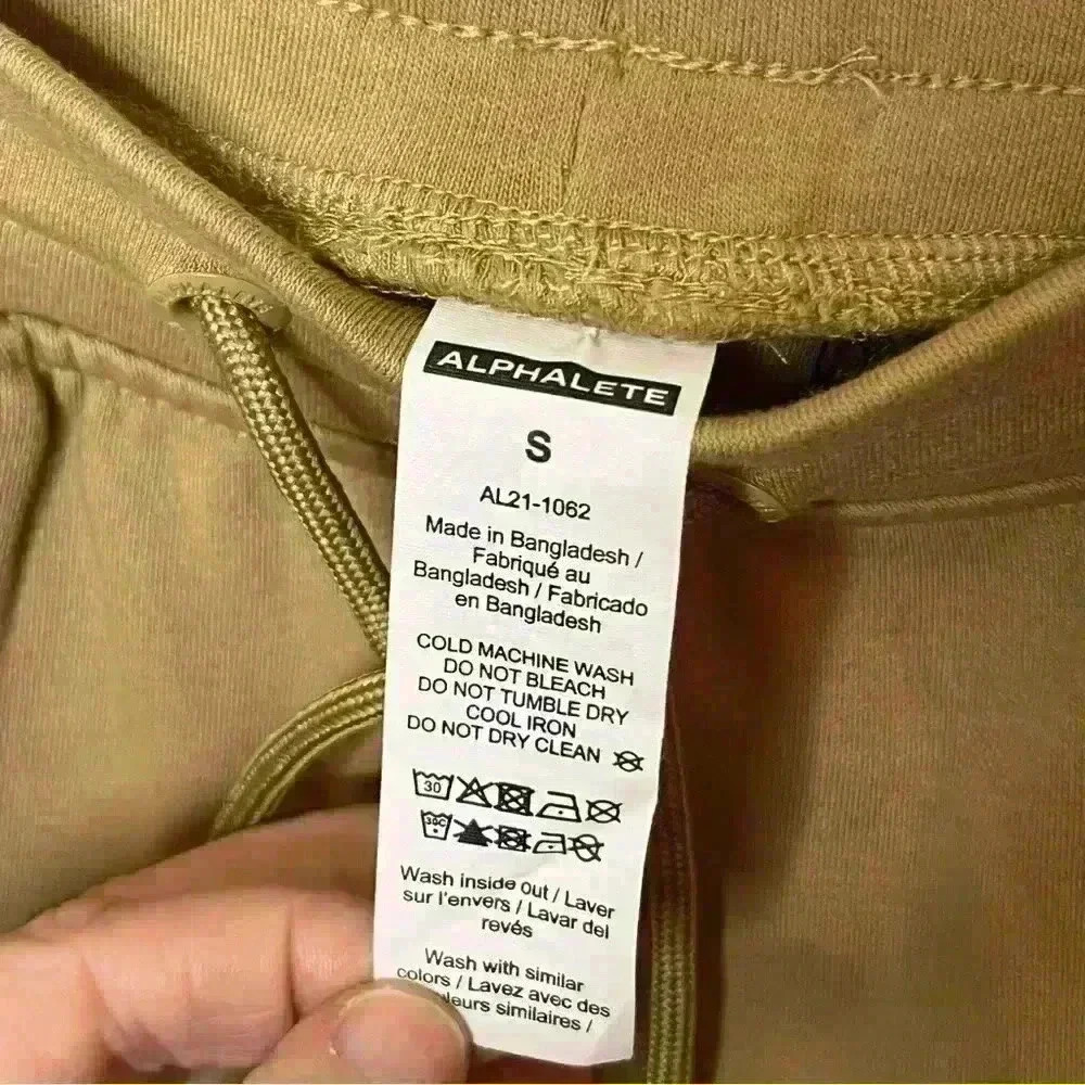 Alphalete Shorts Women Small Tan NWT Athletic Leisure Drawstring Pockets - Picture 5 of 6